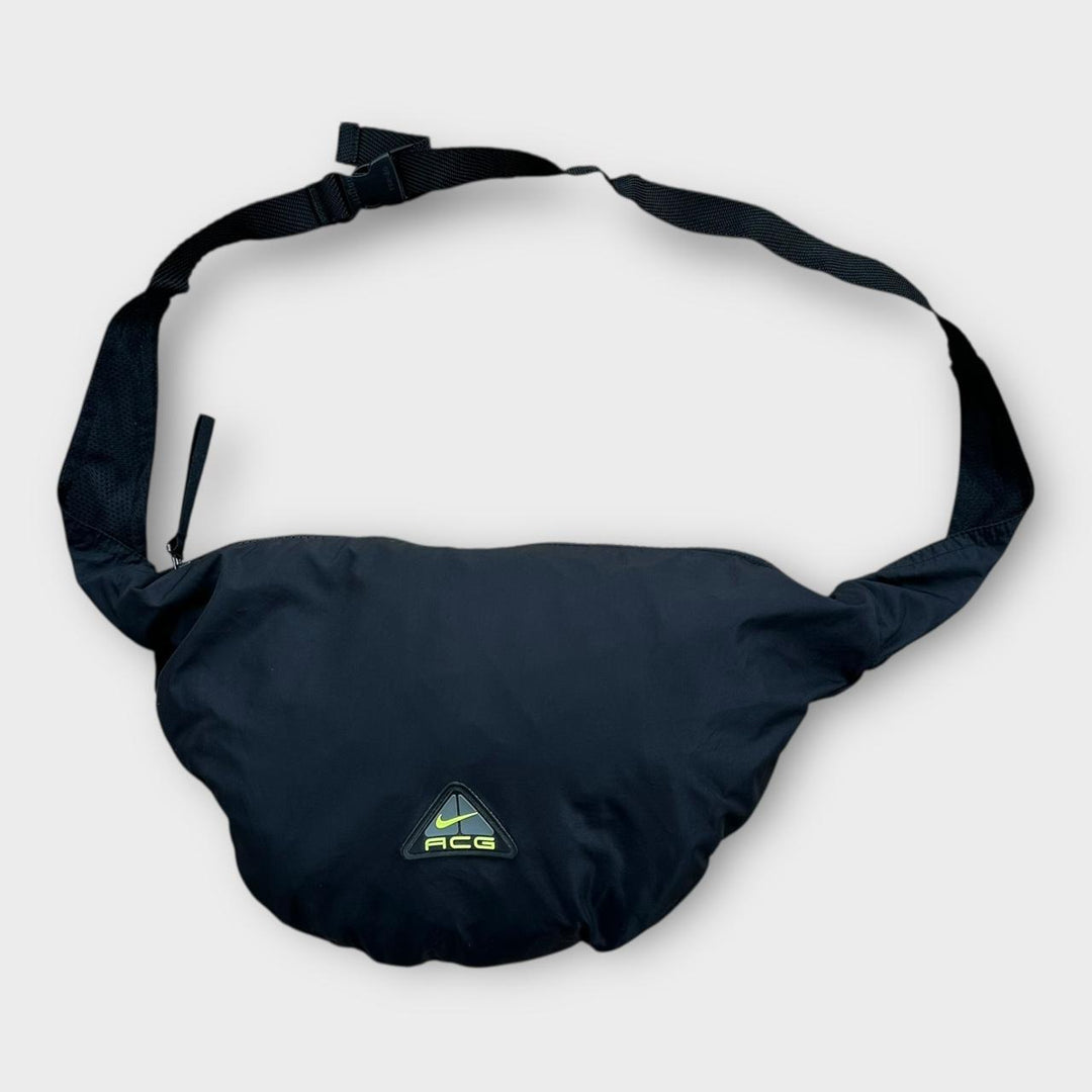 Kompaktowa kurtka Nike ACG – XL