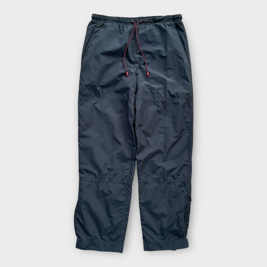 Spodnie dresowe Nike w stylu vintage – średnie