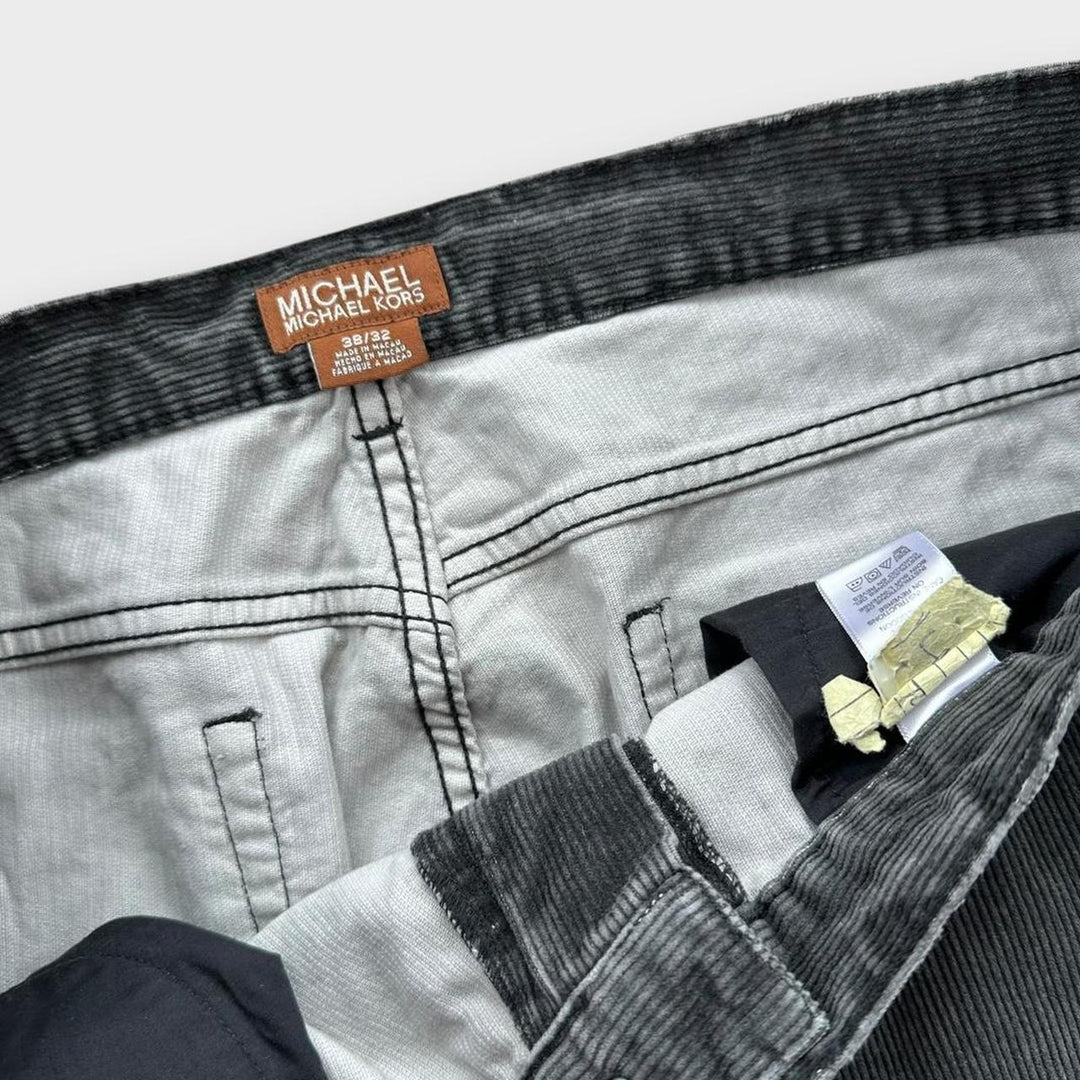 Sztruksowe spodnie Michaela Korsa - stan 38