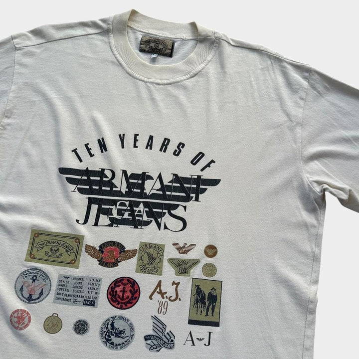 Koszulka z grafiką w stylu vintage, jeansowa Armani, średnia