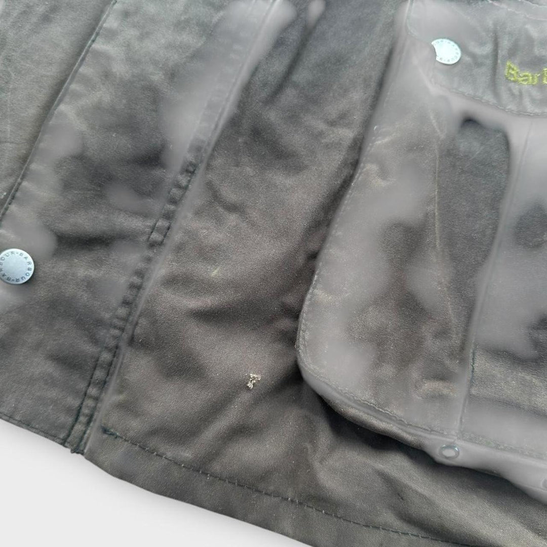 Międzynarodowa kurtka woskowana Barbour - XL