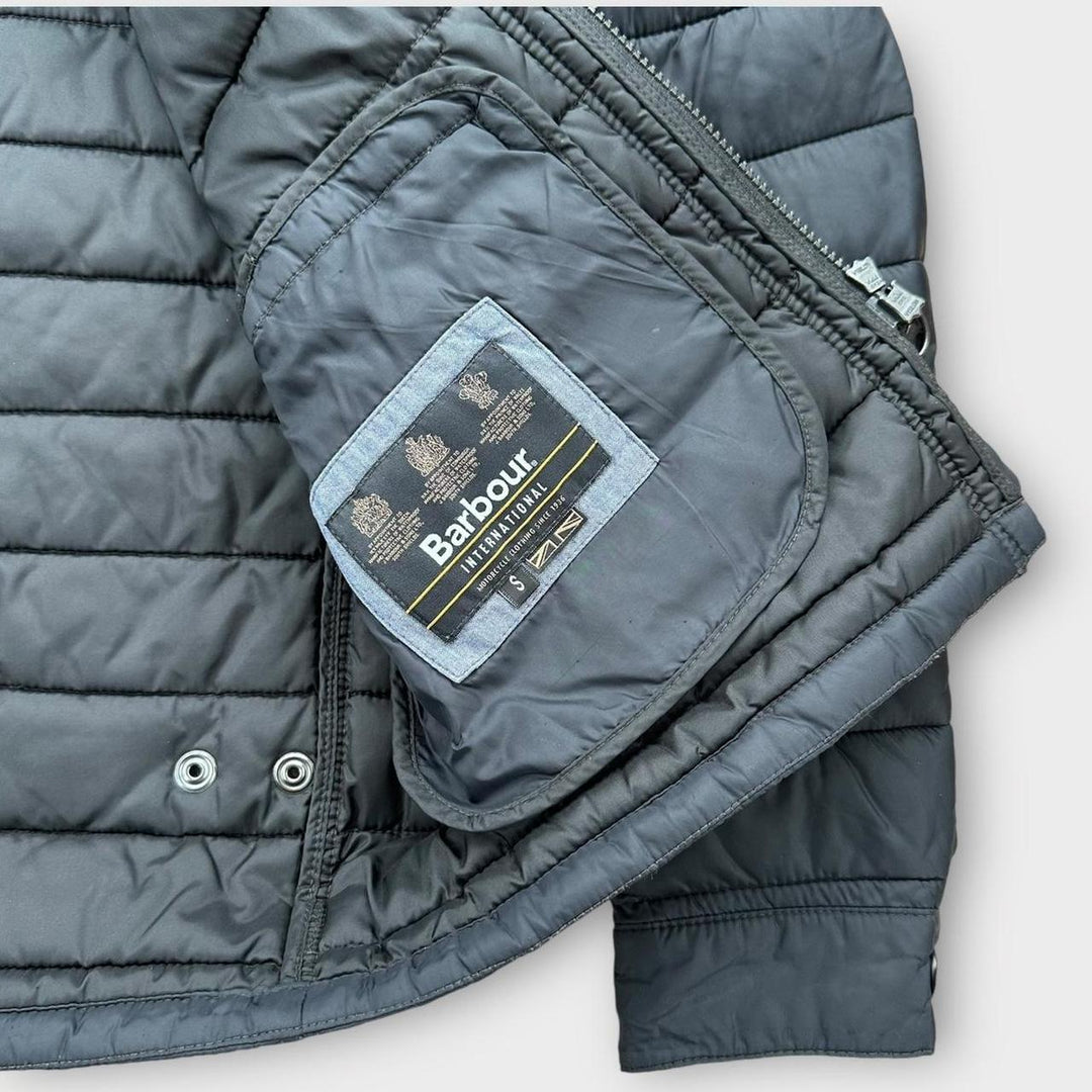 Międzynarodowa kurtka puchowa Barbour - mała