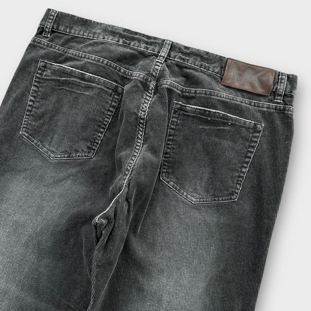 Sztruksowe spodnie Michaela Korsa - stan 38