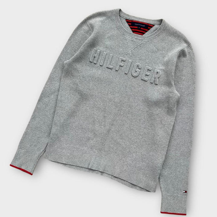 Sweter Tommy Hilfiger z dzianiny typu Spellout - średni