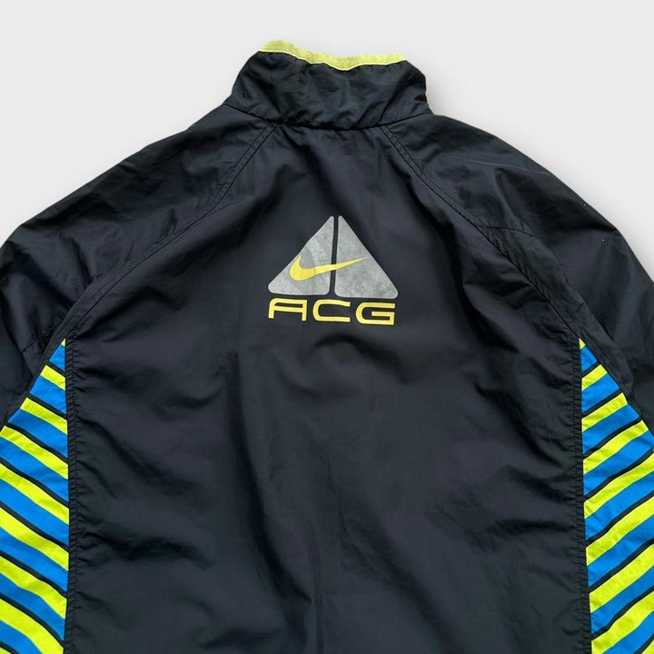Kompaktowa kurtka Nike ACG – XL