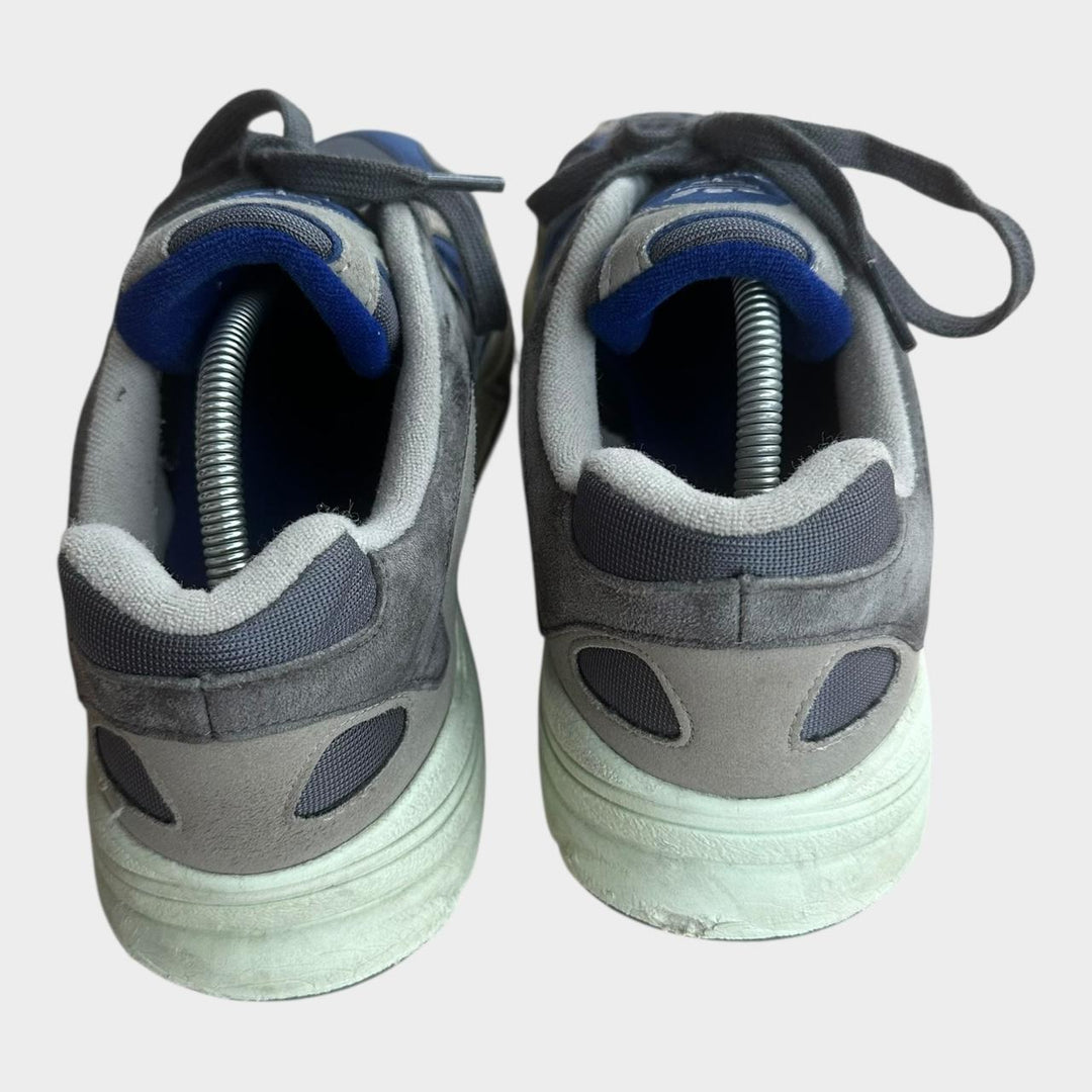 Buty Adidas Yung-1 - UK10