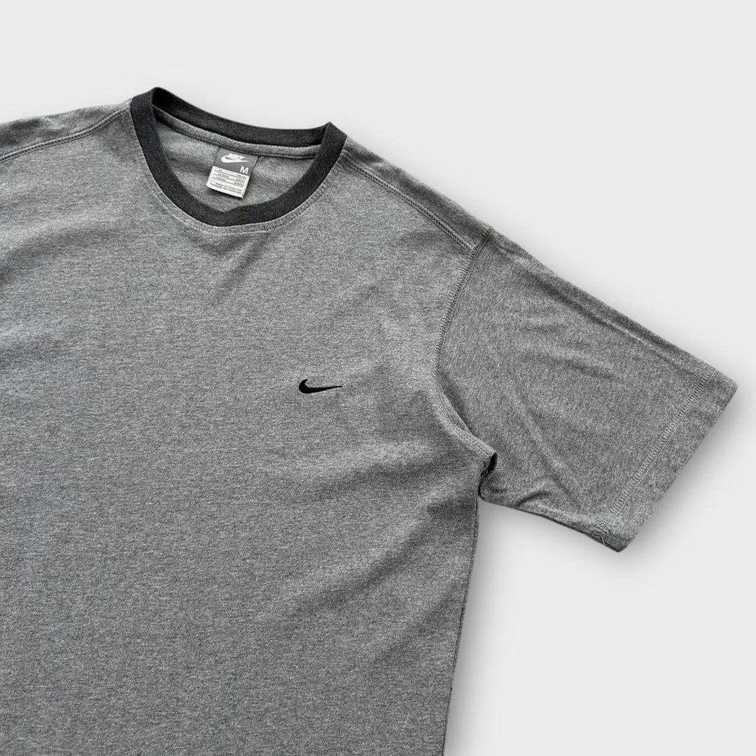 Koszulka Nike w stylu vintage – średnia
