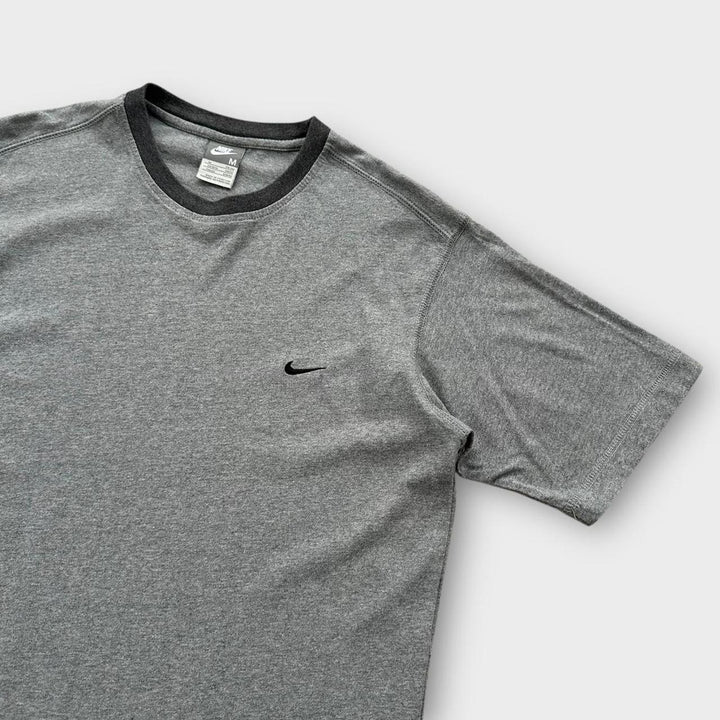 Koszulka Nike w stylu vintage – średnia