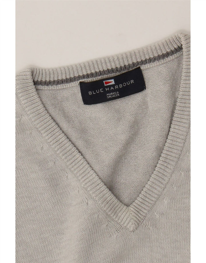 Męski sweter Marks & Spencer Blue Harbor z dekoltem w kształcie litery V, duży, szary