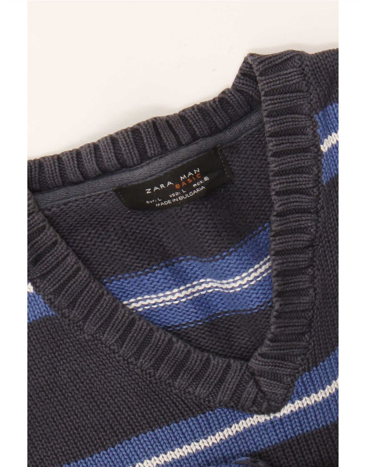 Męski sweter Zara z dekoltem w kształcie litery V, duże, szare paski