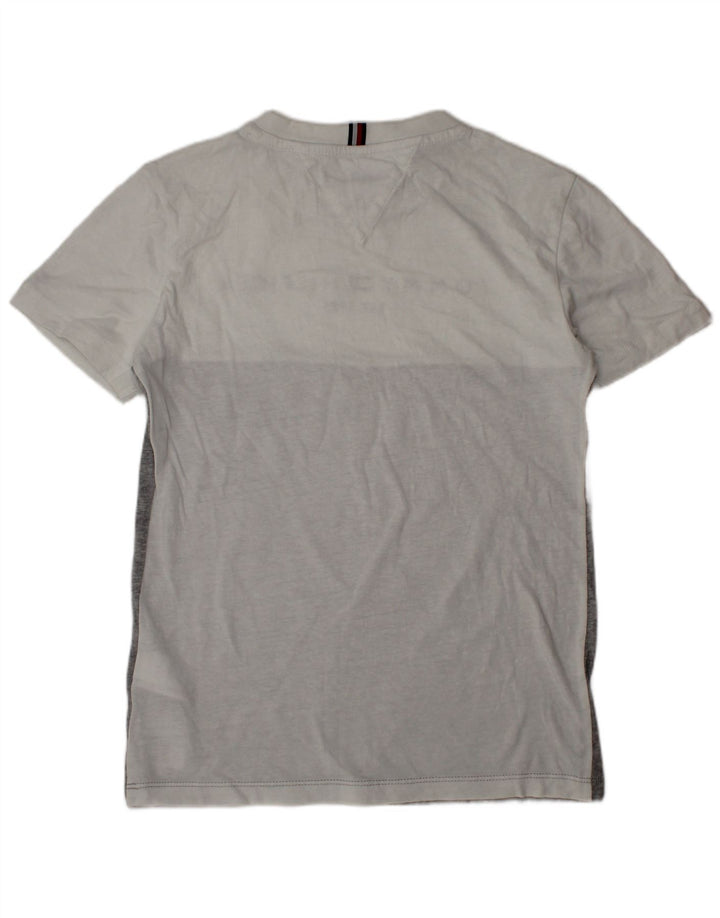 TOMMY HILFIGER Chłopięcy T-shirt z grafiką, 9-10 lat, szara, bawełniana w bloki kolorów