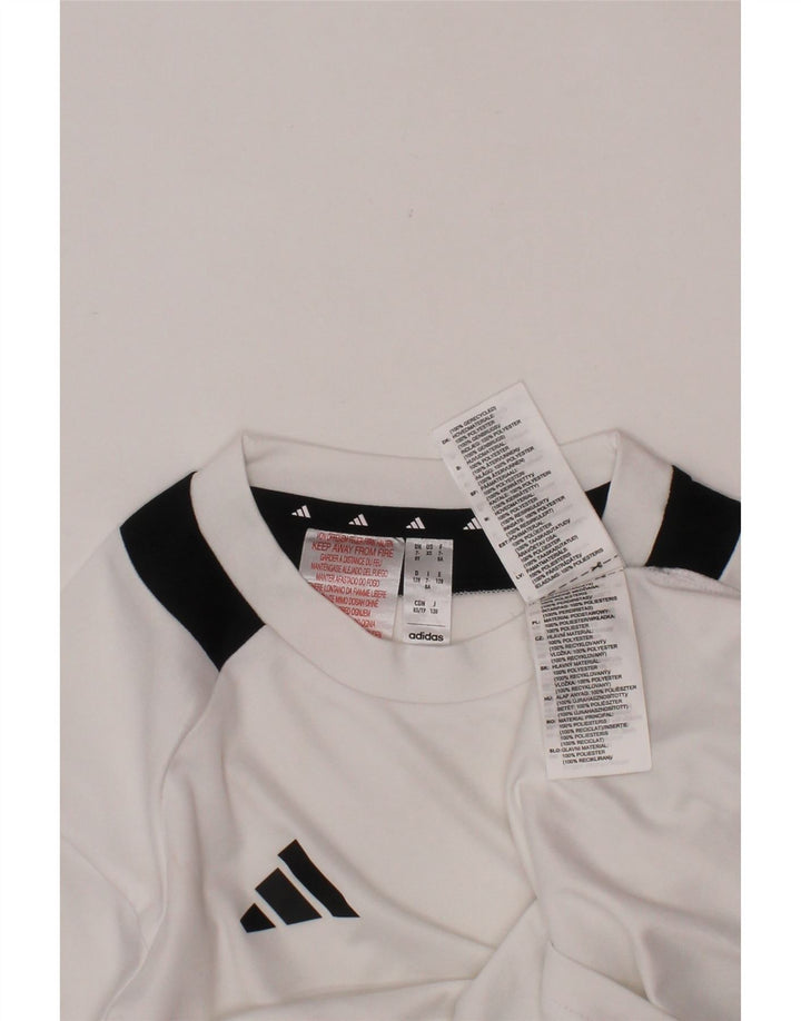 Chłopięcy t-shirt ADIDAS Aeroready, 7-8 lat, biały poliester z blokami kolorów