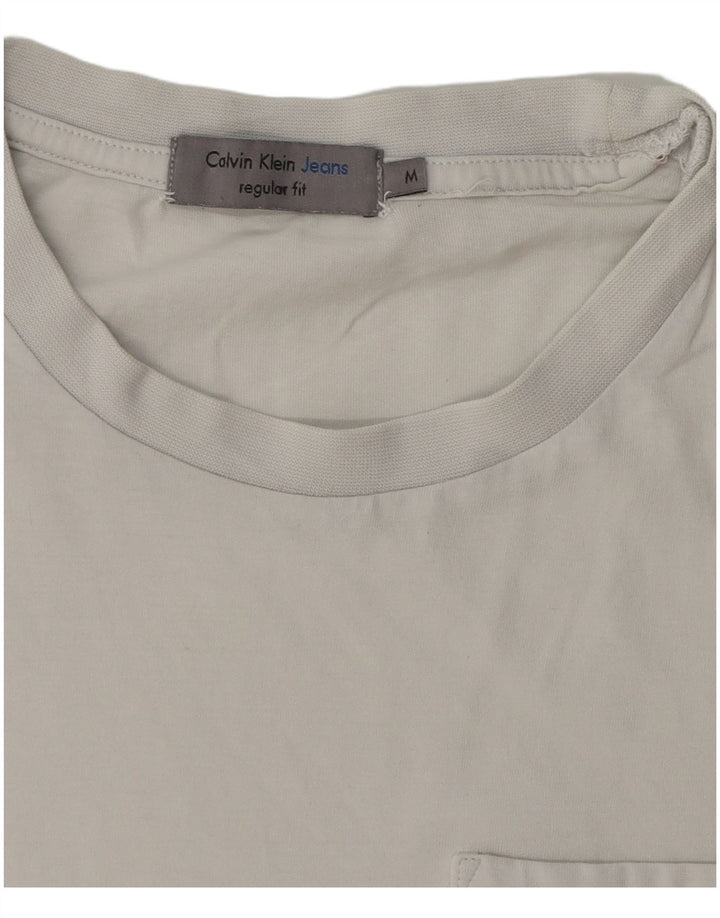 Męska koszulka t-shirt z grafiką Calvin Klein Jeans o regularnym kroju, średnia biel