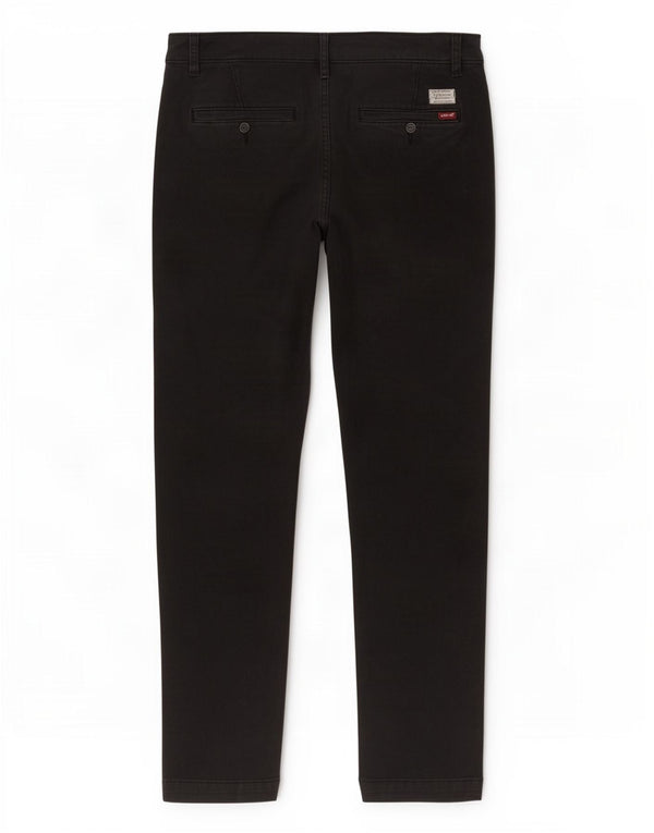 Męskie standardowe zwężane spodnie chino Levi's W32 L30 Czarna bawełna