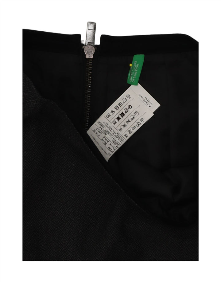 Damska spódniczka mini Benetton UK 6 XS W27 Szara, poliester w jodełkę