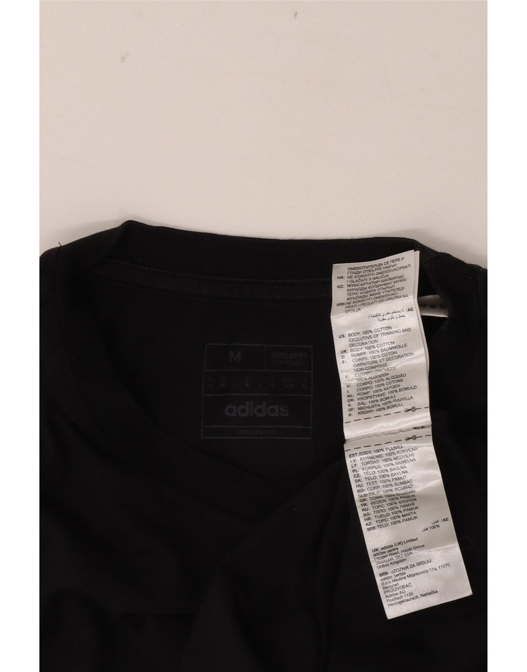 Męska koszulka z grafiką Adidas o regularnym kroju, średnia, czarna bawełna