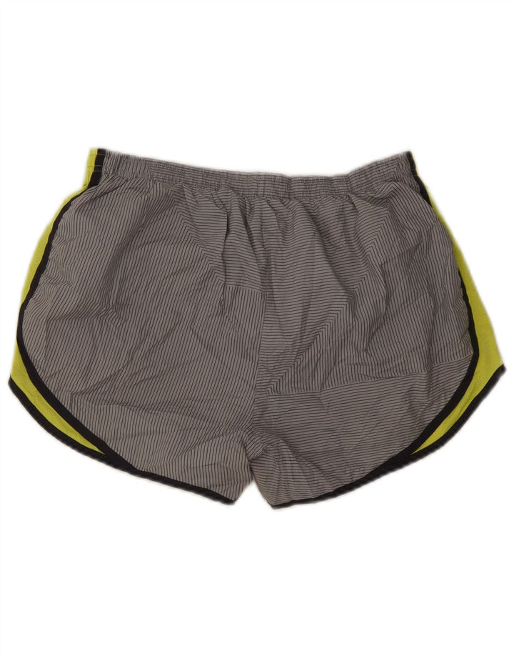 Męskie spodenki sportowe Nike Dri Fit w kolorze średnioszarym