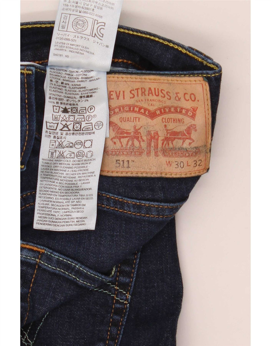 Męskie jeansy Levi's 511 Slim W30 L32 Granatowa bawełna