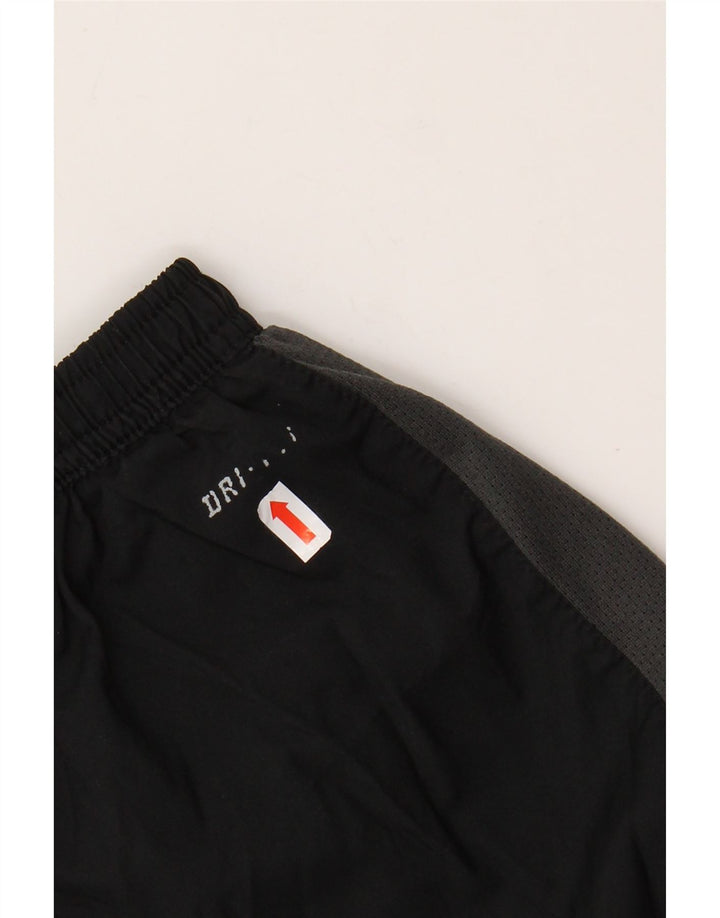 Męskie spodenki sportowe Nike Dri Fit w kolorze średniej czerni