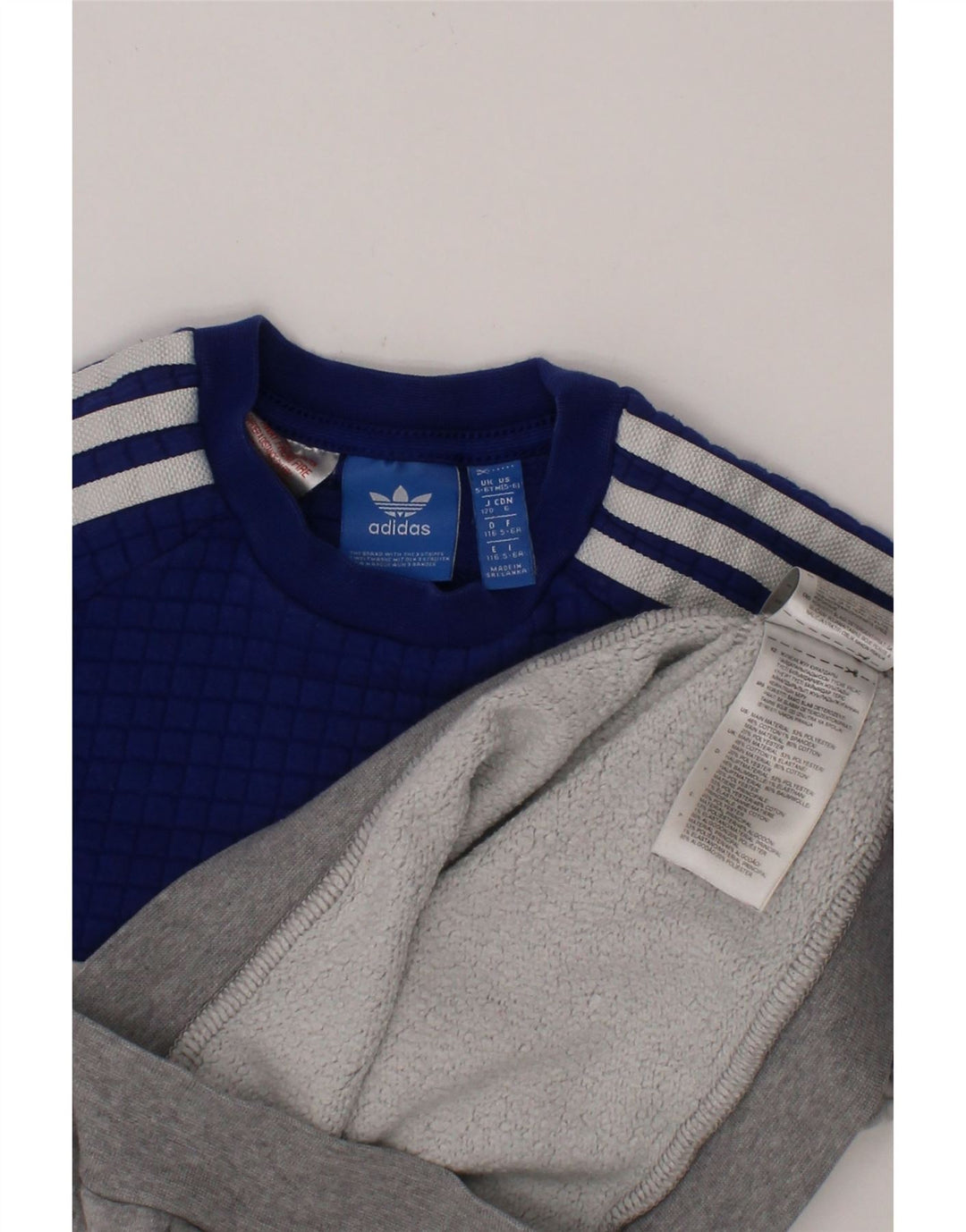 ADIDAS Boys Sweatshirt Jumper 5-6 Years Navy Blue Colourblock Polyester Vintage Adidas and Second-Hand Adidas from Messina Hembry 