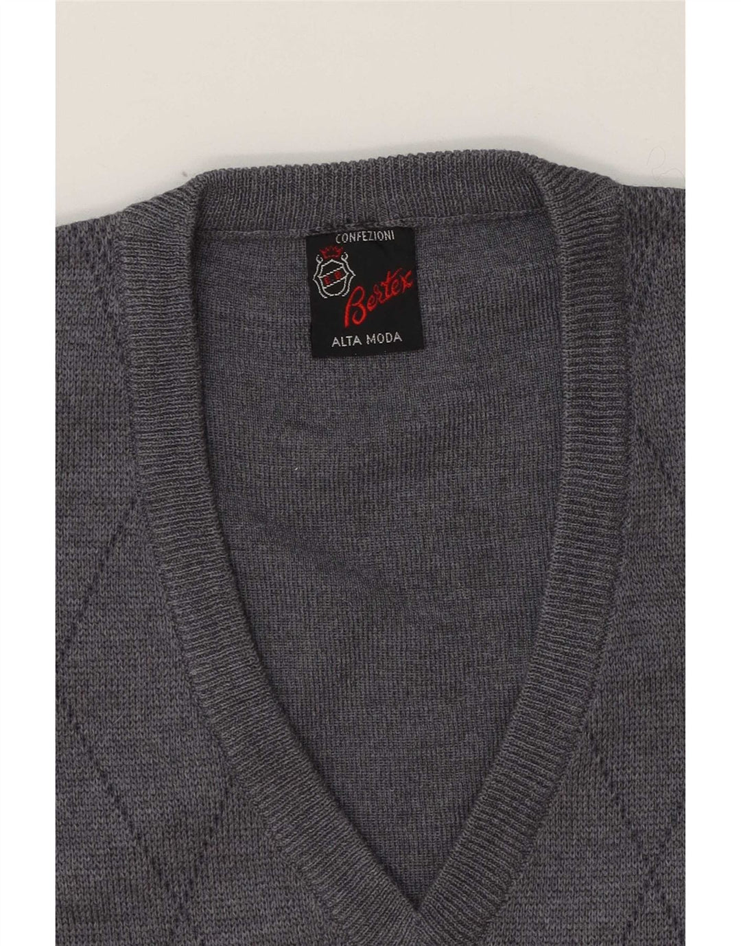 Męski sweter w stylu vintage z dekoltem w szpic, średnioszary, argyle/diamentowa wełna