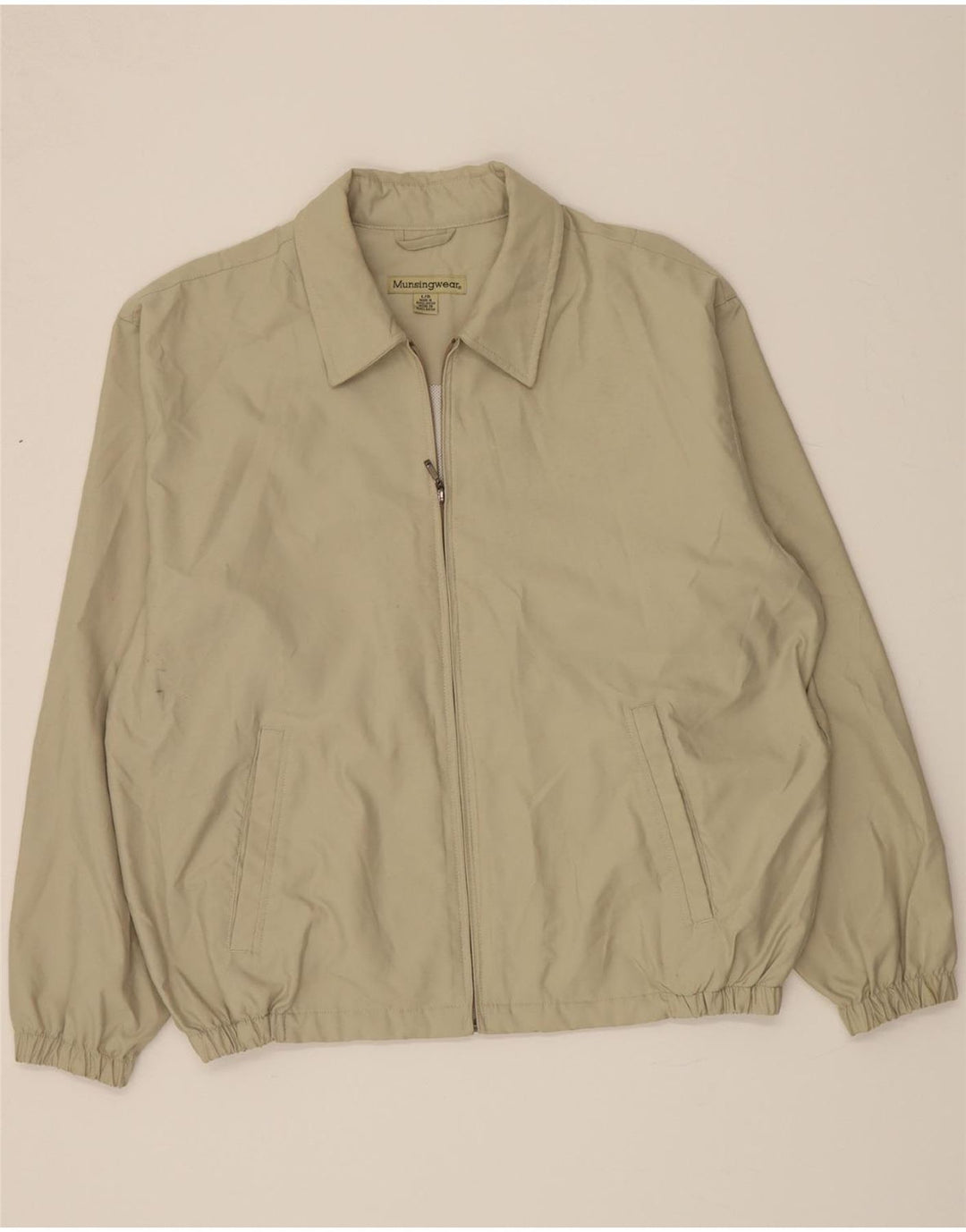 MUNSINGWEAR Mens Bomber Jacket UK 40 Large Beige Polyester Vintage Munsingwear and Second-Hand Munsingwear from Messina Hembry 