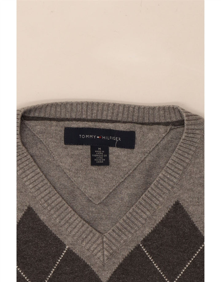 TOMMY HILFIGER Mens V-Neck Jumper Sweater Medium Grey Argyle/Diamond Vintage Tommy Hilfiger and Second-Hand Tommy Hilfiger from Messina Hembry 