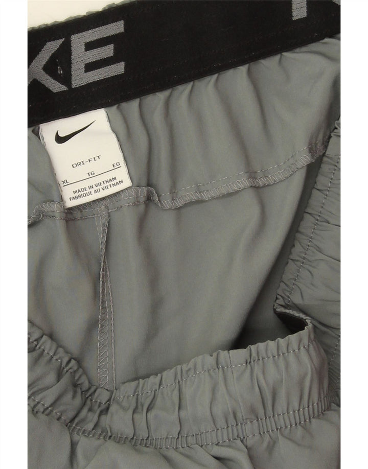 Męskie spodenki sportowe Nike Dri Fit XL, szary poliester