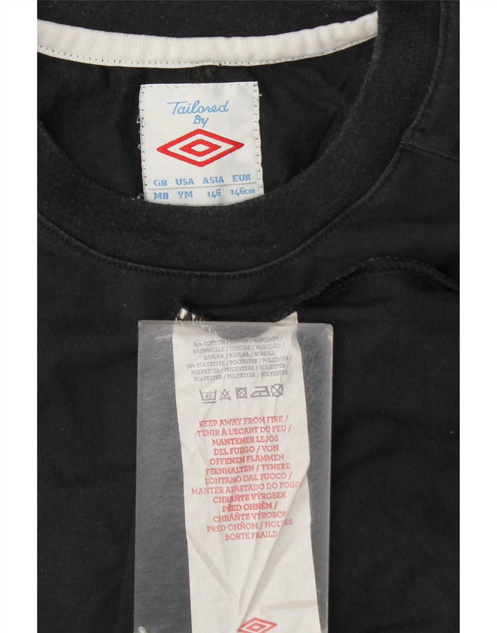 T-shirt chłopięcy Umbro w wieku 9–10 lat, bawełniany w kolorze średniej czerni