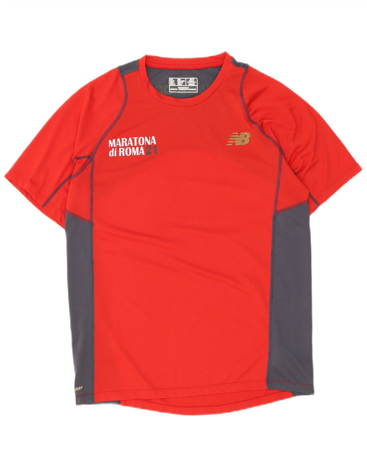 Męski T-shirt z grafiką New Balance, poliester w kolorze średniej czerwieni