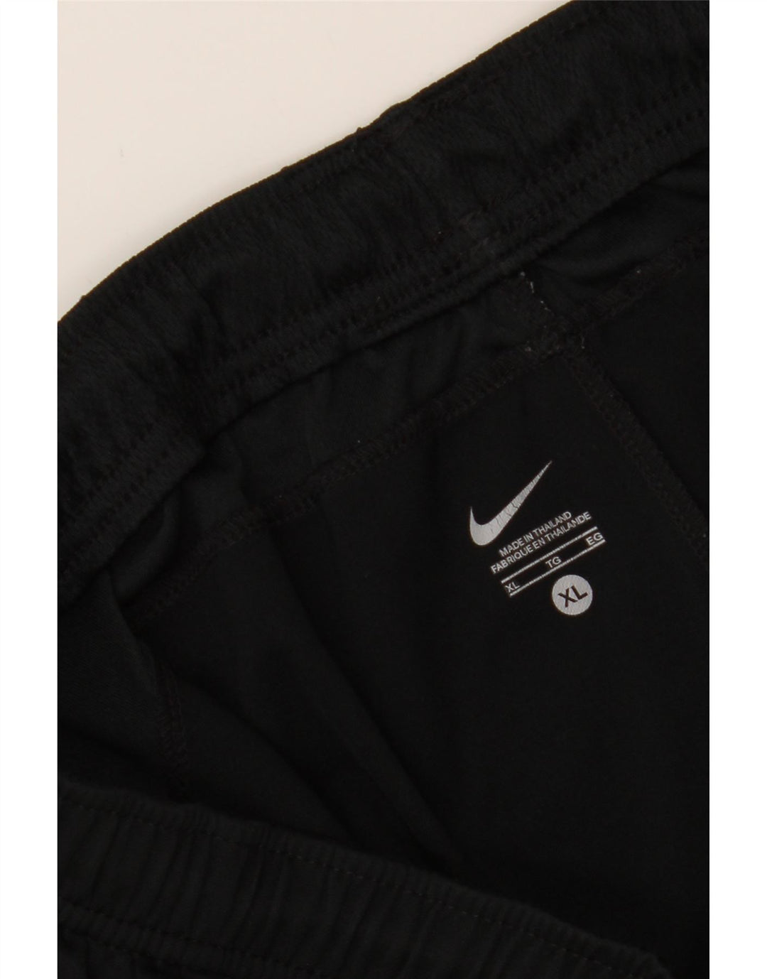 NIKE Mens Sport Shorts XL Black Polyester Vintage Nike and Second-Hand Nike from Messina Hembry 