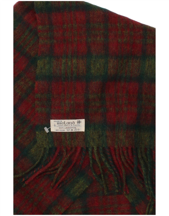 Szalik damski w kształcie prostokąta John Hanly&Co Ltd, klasyczny w czerwoną kratę, jeden rozmiar