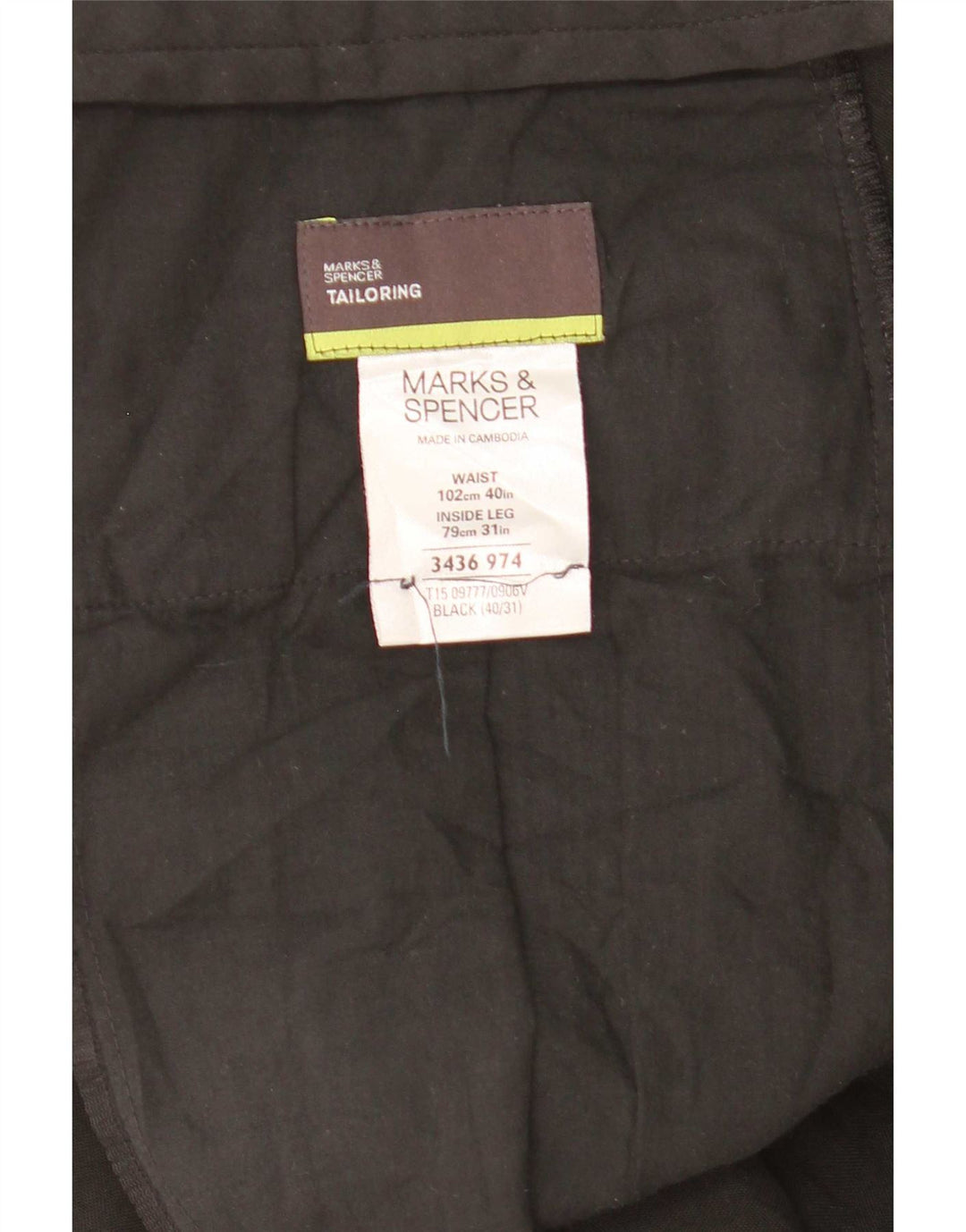 Marks & Spencer Męskie dopasowane proste spodnie garniturowe W40 L31 czarne