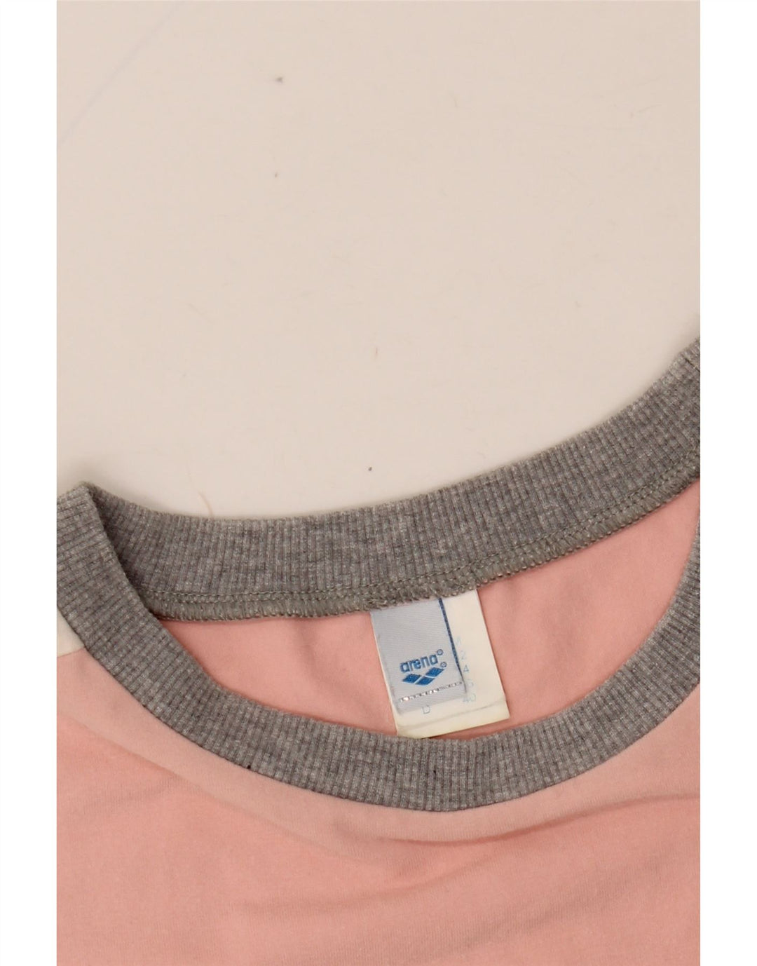 Damska koszulka ARENA Crop Graphic Top UK 14, bawełna w kolorze średniego różu