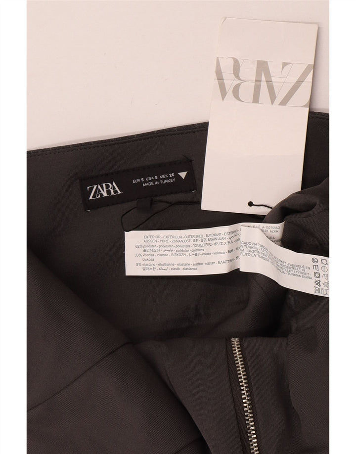 Damska kamizelka Zara z dekoltem typu halter UK 8, mała, szara, poliestrowa w prążki