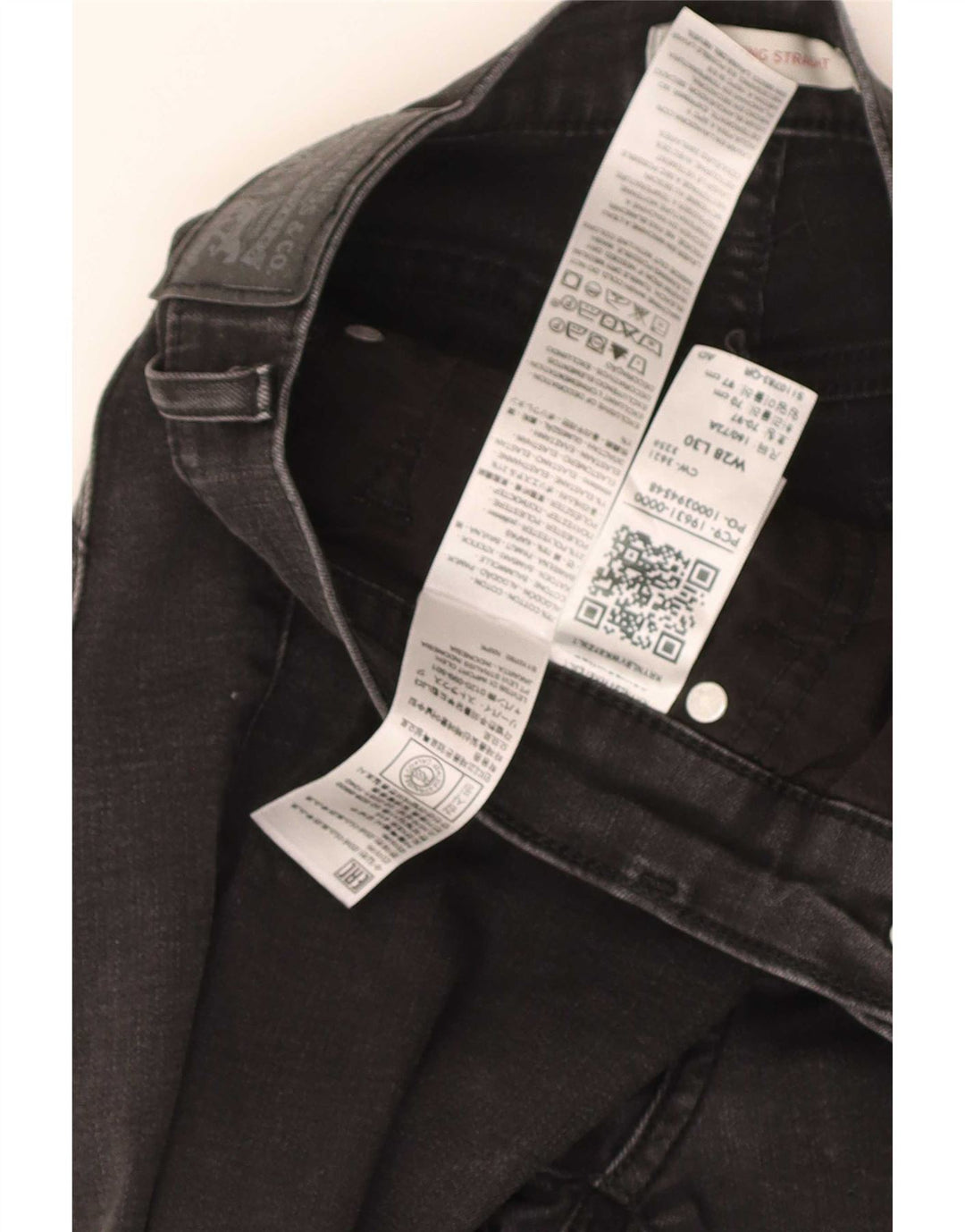 Damskie dżinsy Levi's 314 Shaping Straight W28 L30 Czarna bawełna