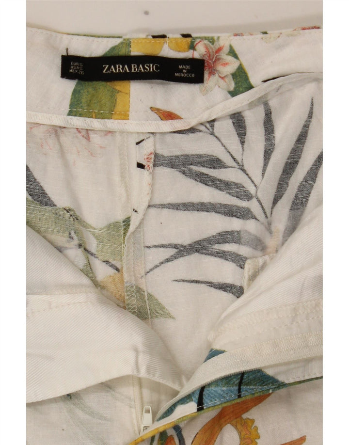 Damskie spodenki chino Zara Small W26 w białe kwiaty
