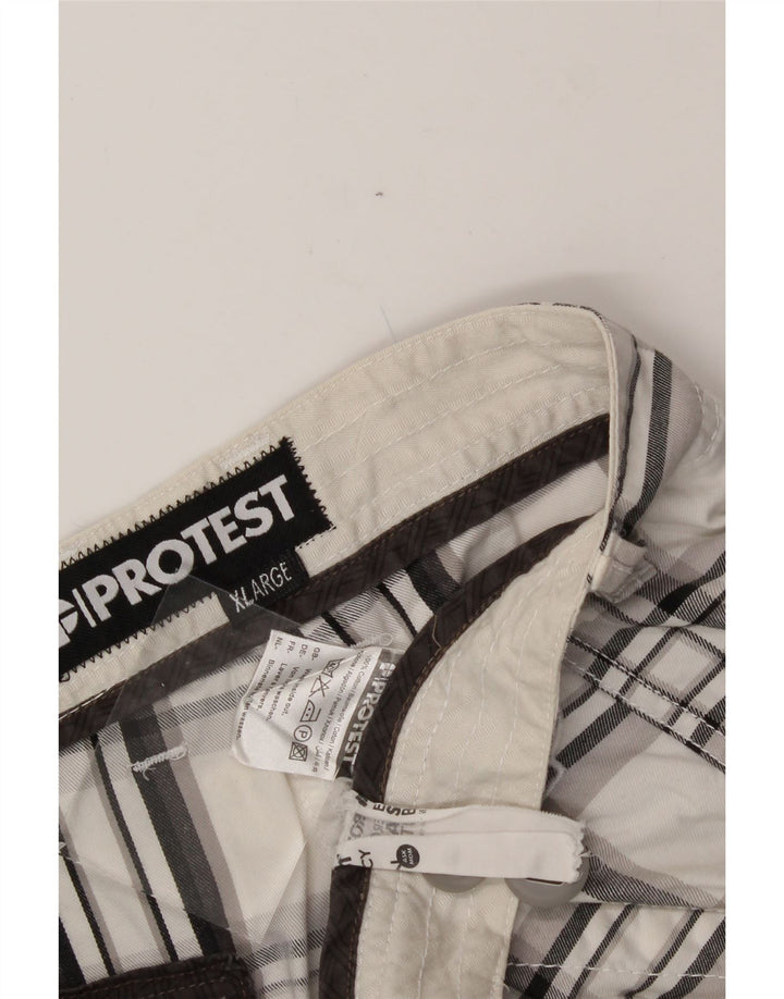 PROTEST Mens Cargo Shorts XL W38  White Check Cotton Vintage Protest and Second-Hand Protest from Messina Hembry 