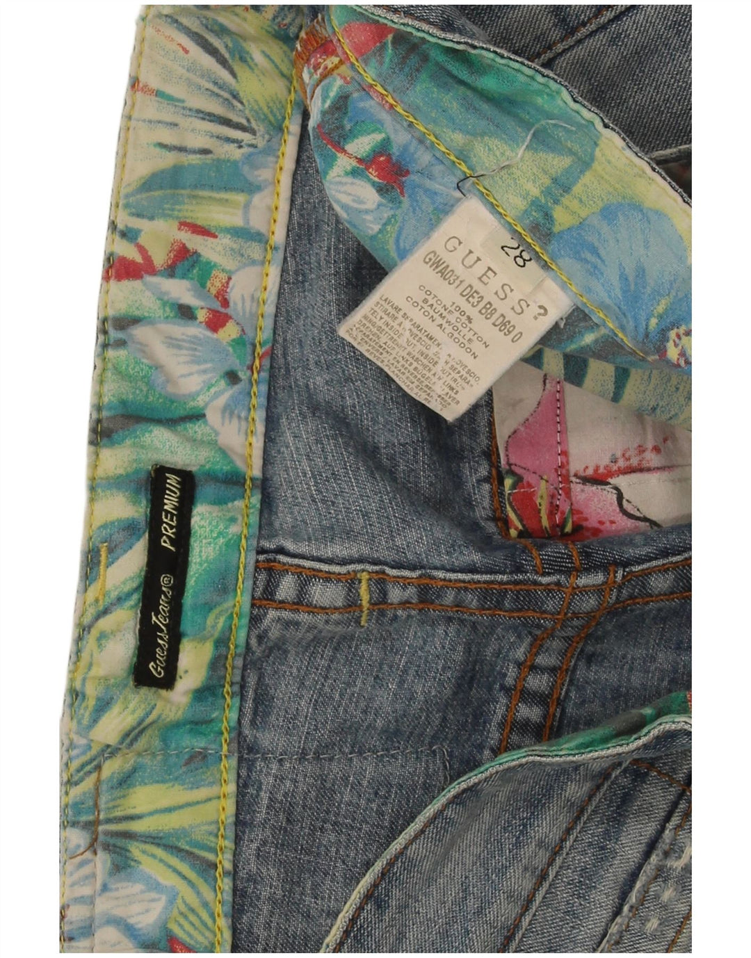 Damskie jeansy Guess w trudnej sytuacji, przycięte W28 L24, niebieska bawełna