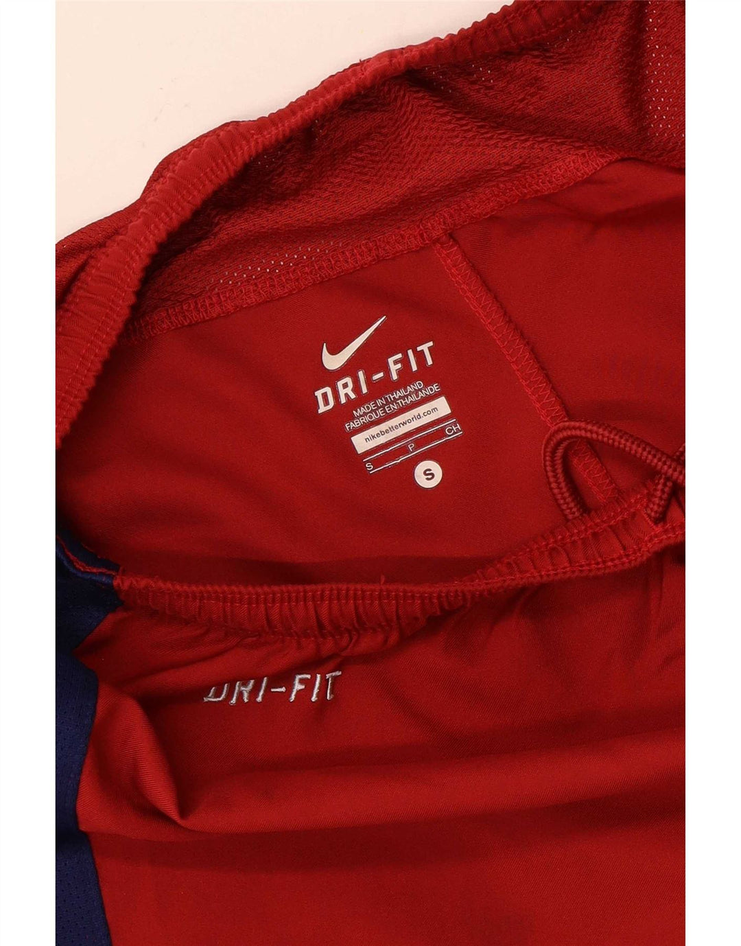 Męskie spodenki sportowe Nike FCB, małe, czerwone, z blokami kolorów, poliestrowe