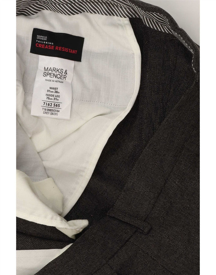Męskie proste spodnie garniturowe Marks & Spencer W36 L31 Szary poliester