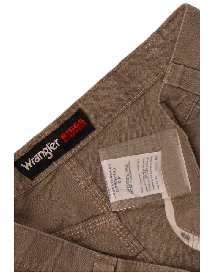 Męskie spodenki cargo Wrangler W42 2XL beżowa bawełna