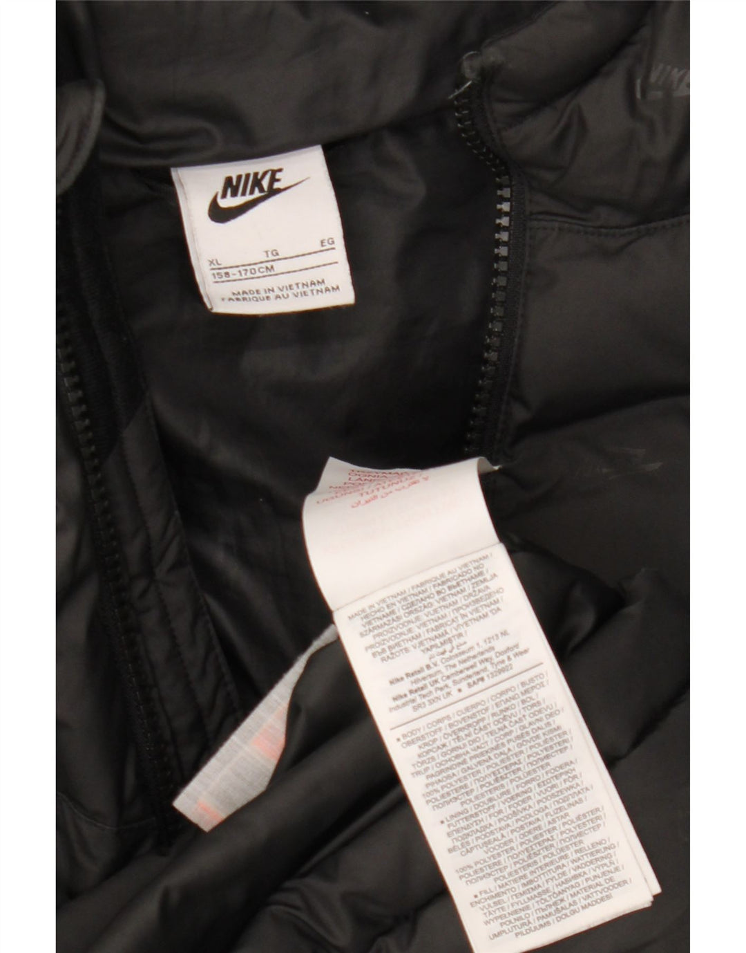 Chłopięca wyściełana kurtka z kapturem i grafiką Nike 13-14 lat XL, czarna, poliestrowa