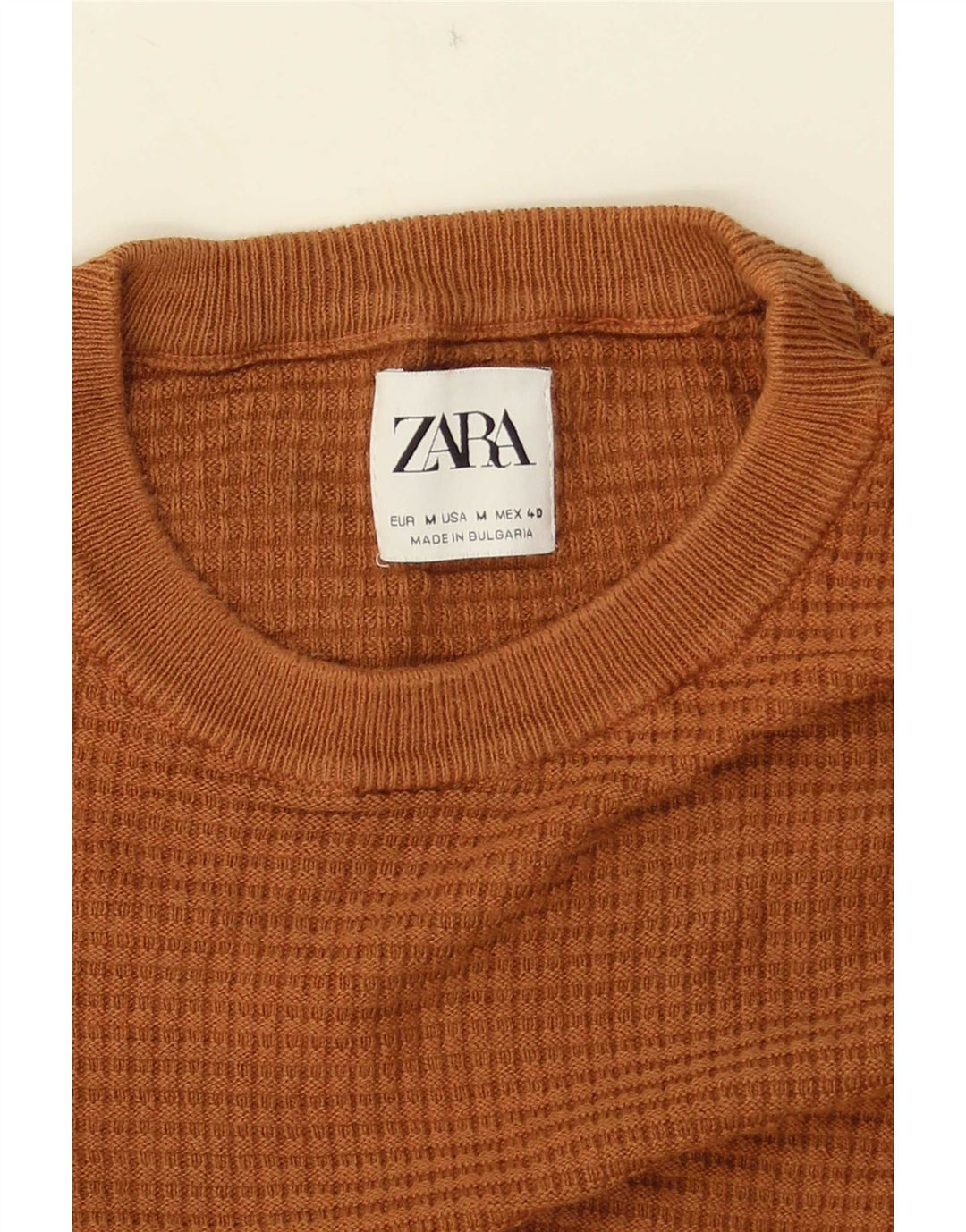 Męski sweter Zara z krótkim rękawem i okrągłym dekoltem, średni brąz