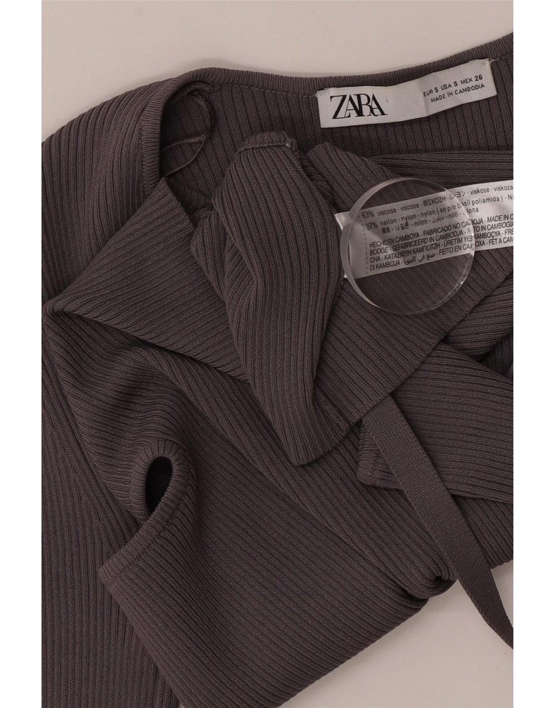 Krótki top damski Zara z wycięciem UK 10 Small, szara wiskoza