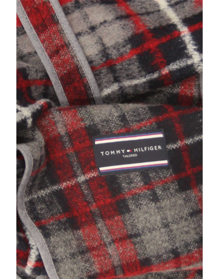 Męska marynarka zapinana na 2 guziki Tommy Hilfiger EU 50 w dużą granatową kratę