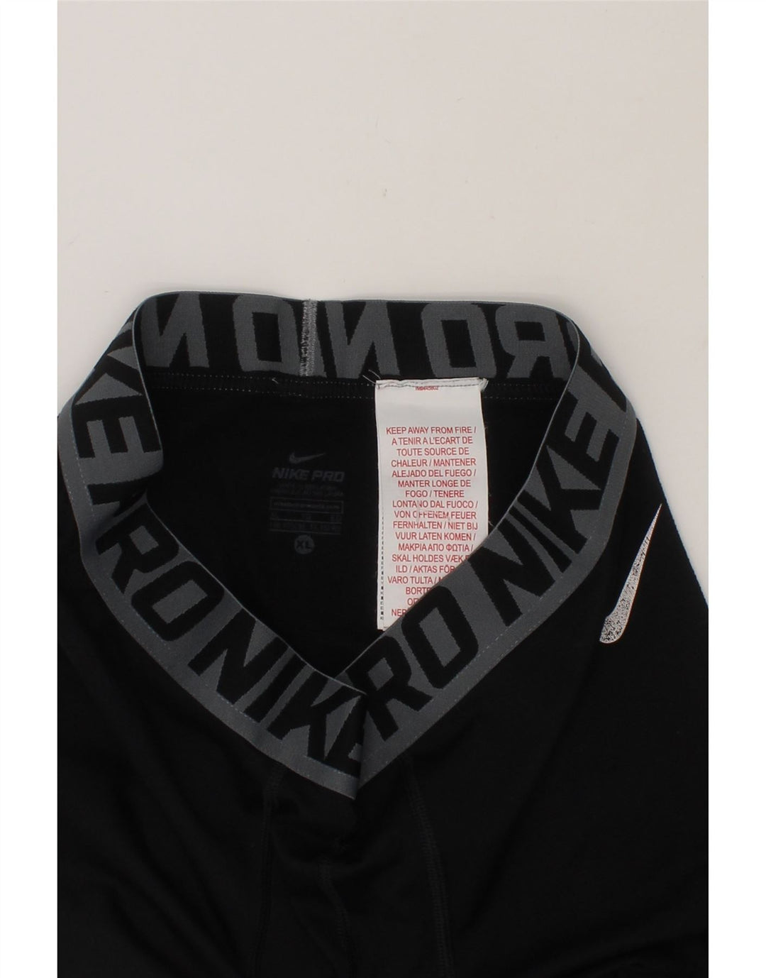 NIKE Boys Graphic Leggings 13-14 Years XL Black Polyester Vintage Nike and Second-Hand Nike from Messina Hembry 