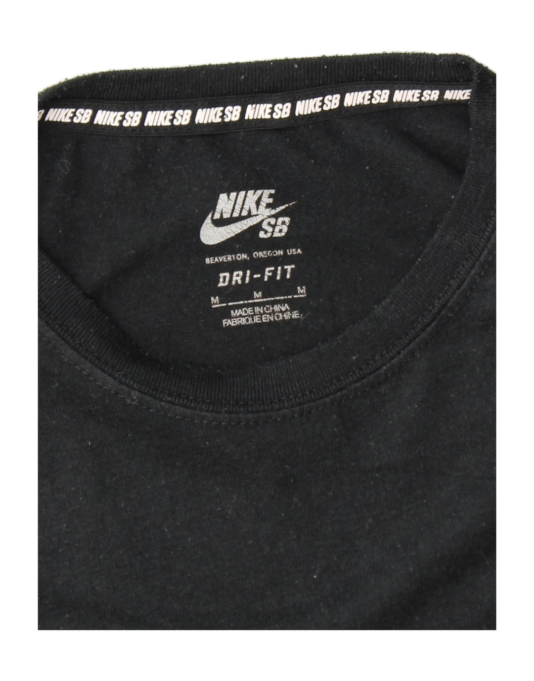 NIKE Mens Dri Fit Graphic T-Shirt Top Medium Black Polyester Vintage Nike and Second-Hand Nike from Messina Hembry 