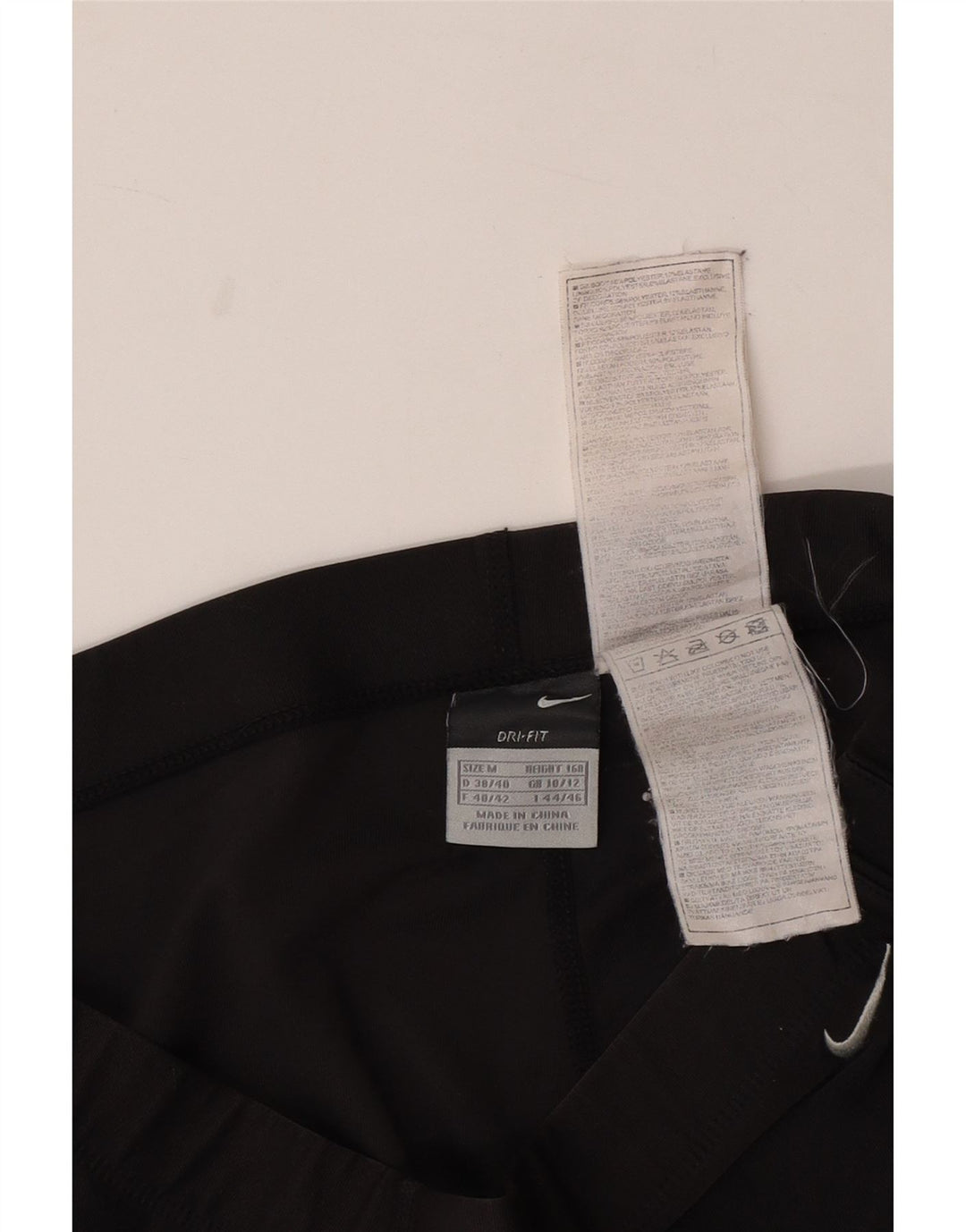 Damskie spodnie dresowe NIKE Dri Fit Capri UK 10/12 Średnia czerń