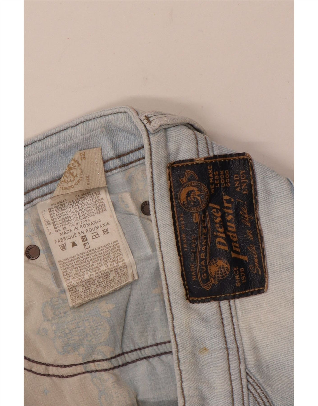 Męskie proste dżinsy Diesel W32 L29 Niebieskie